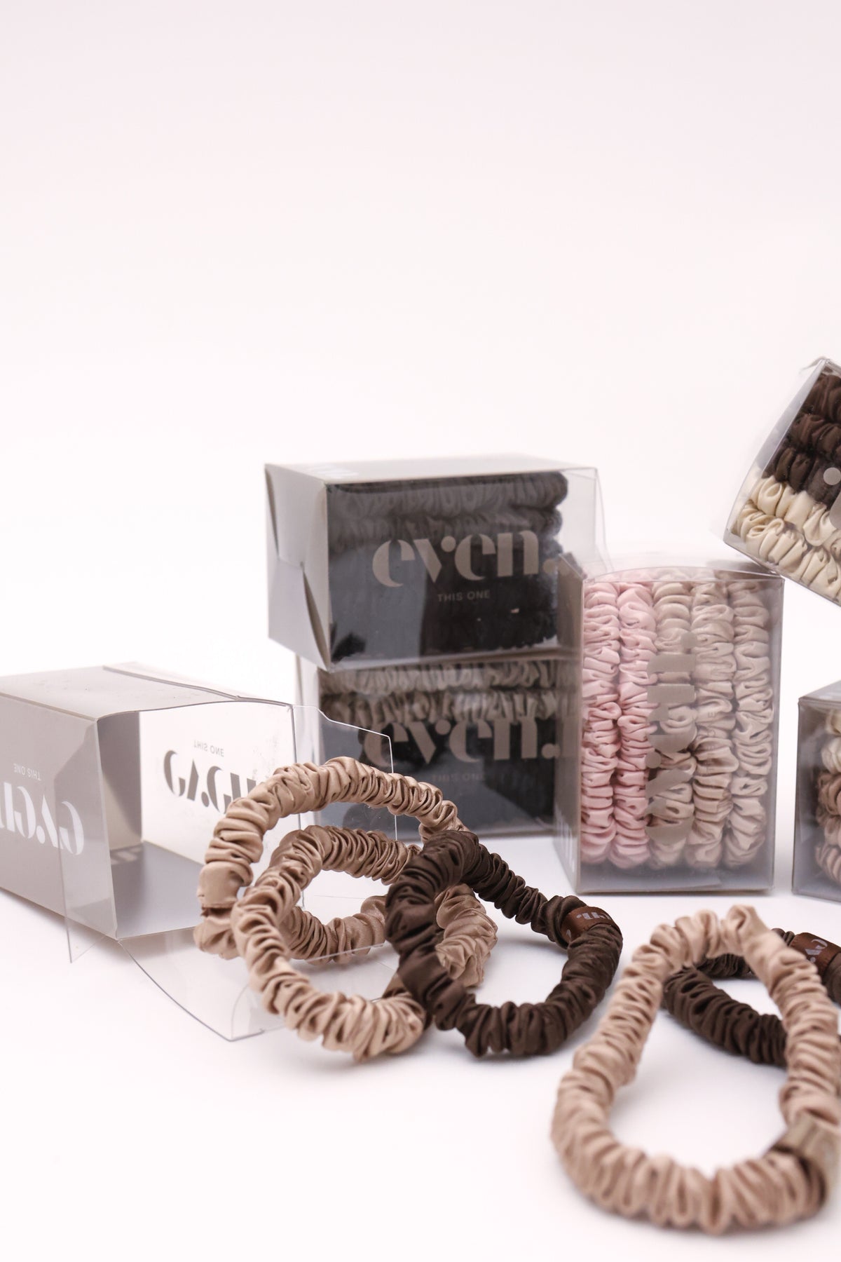 Even this one | 5 stk. mulberry silke elastikker - Beige & Taupe