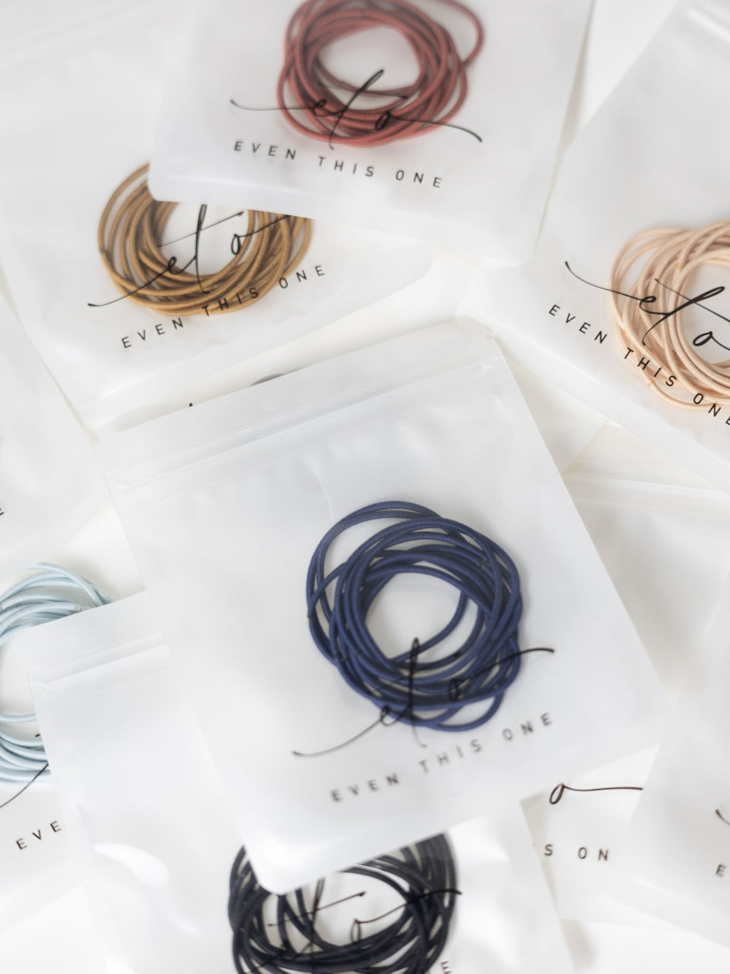 Even this one | Slim hårelastikker - 10 stk. Mørkeblå