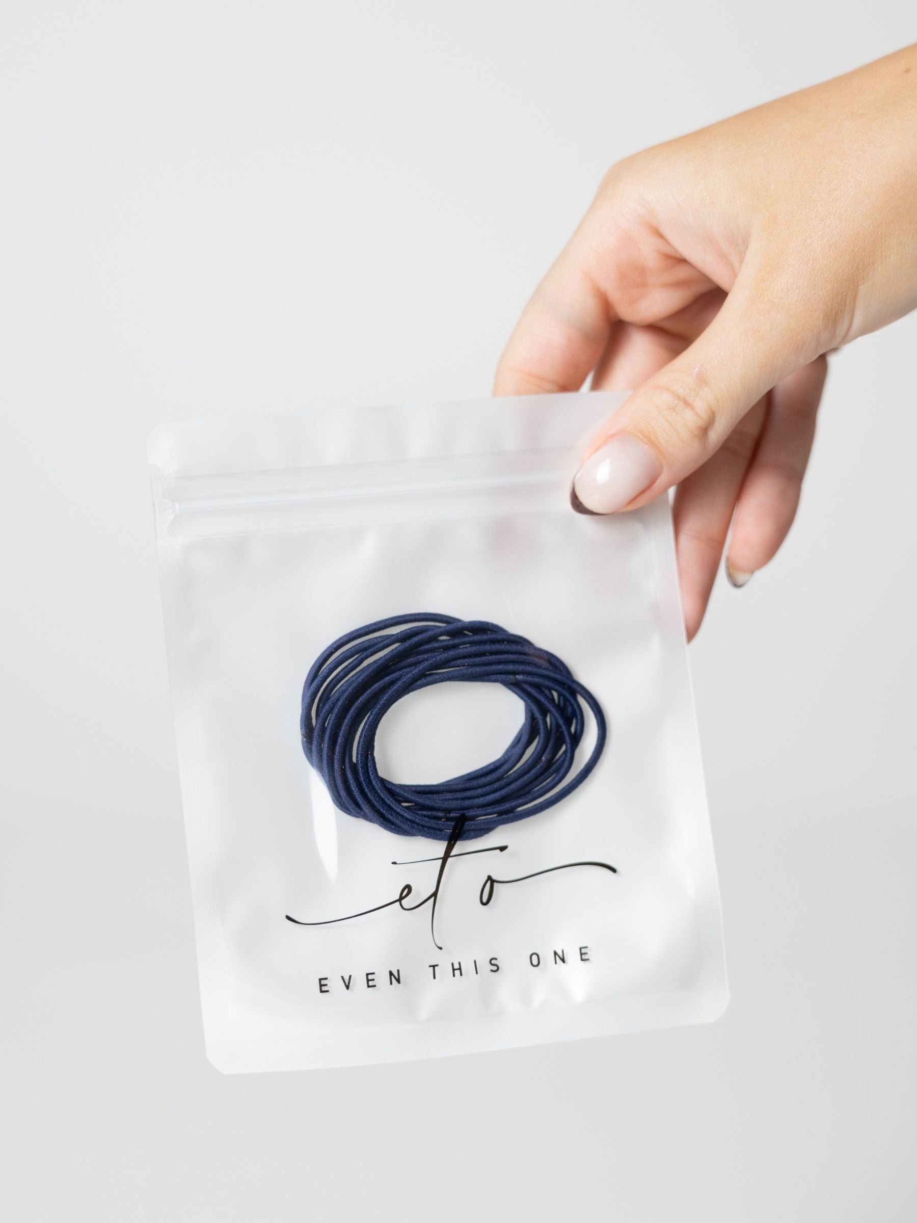 Even this one | Slim hårelastikker - 10 stk. Mørkeblå