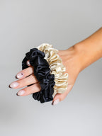 Even this one |  2 stk. 100% mulberry silke elastikker (Black, Beige)